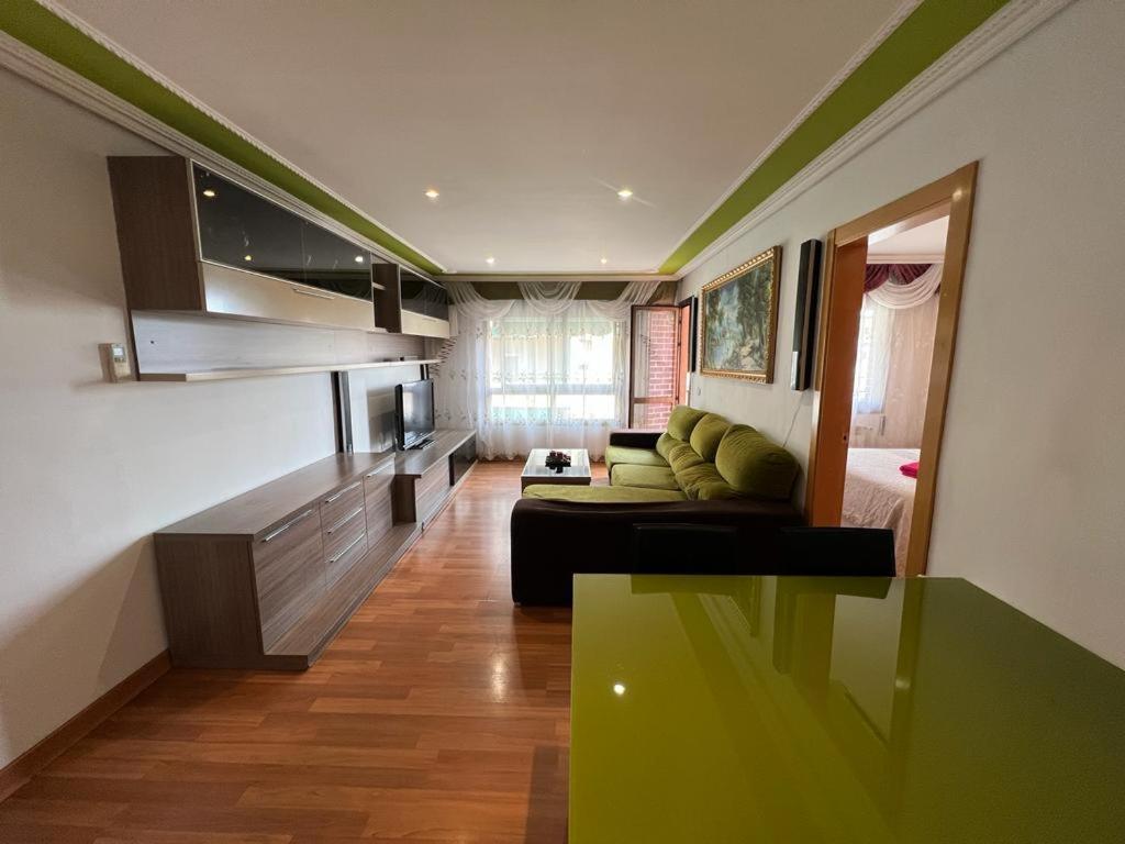 Appartement Apartamento D'Antoni Gaudi à Vila Seca Extérieur photo